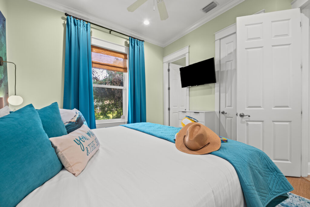 Bedroom 1, the Ocean room